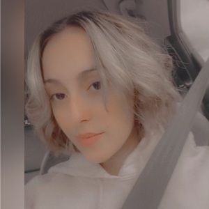 Meet your Posher, Posh